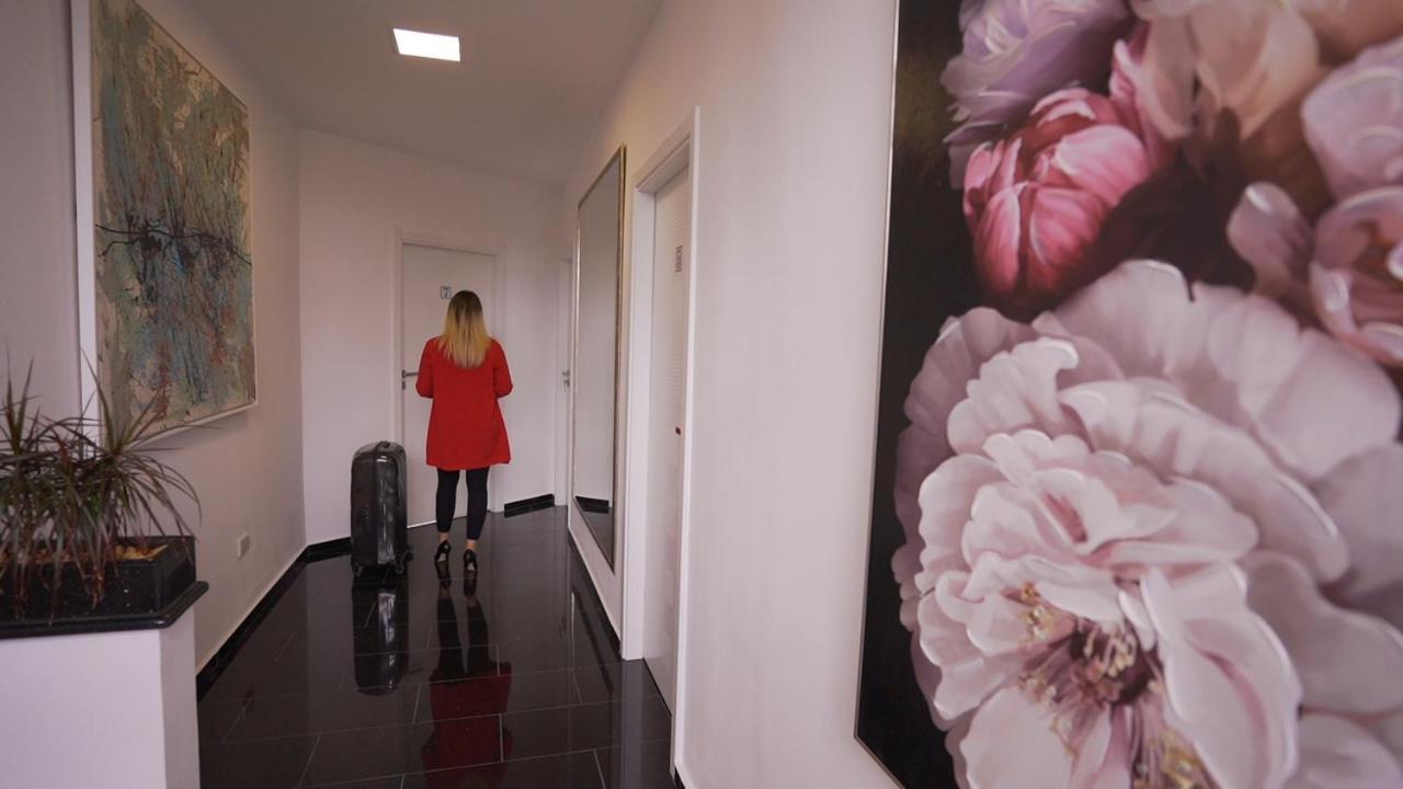 Vivo House Bed and Breakfast Târgu-Mureş Esterno foto