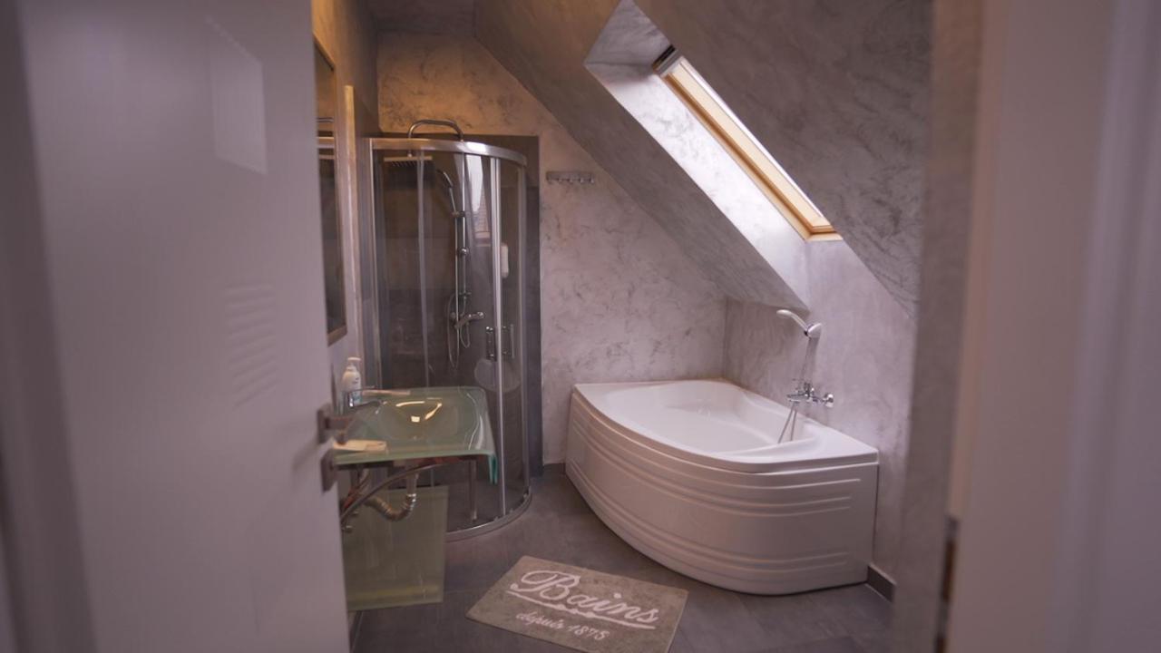 Vivo House Bed and Breakfast Târgu-Mureş Esterno foto