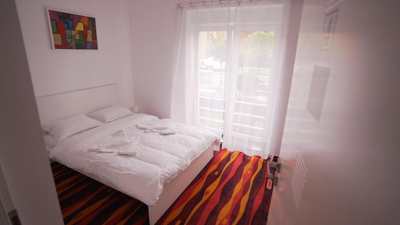 Vivo House Bed and Breakfast Târgu-Mureş Esterno foto